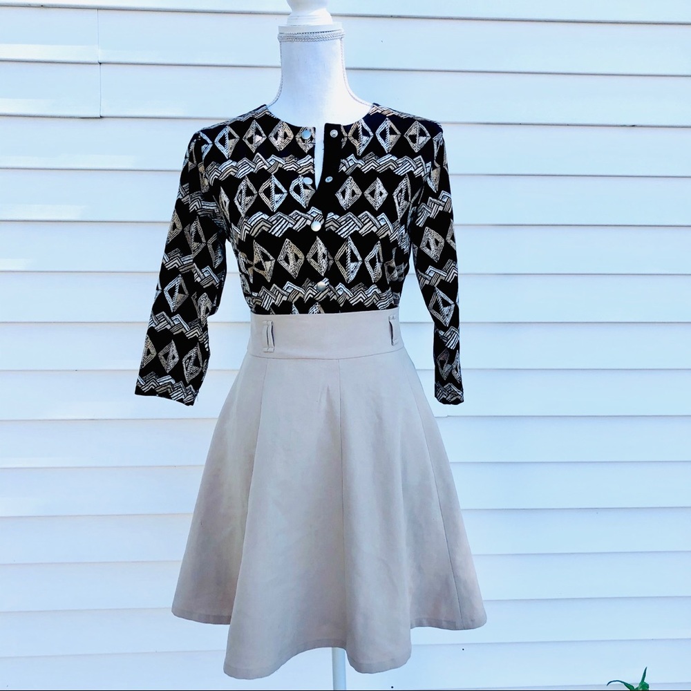 Khaki high waisted skirt